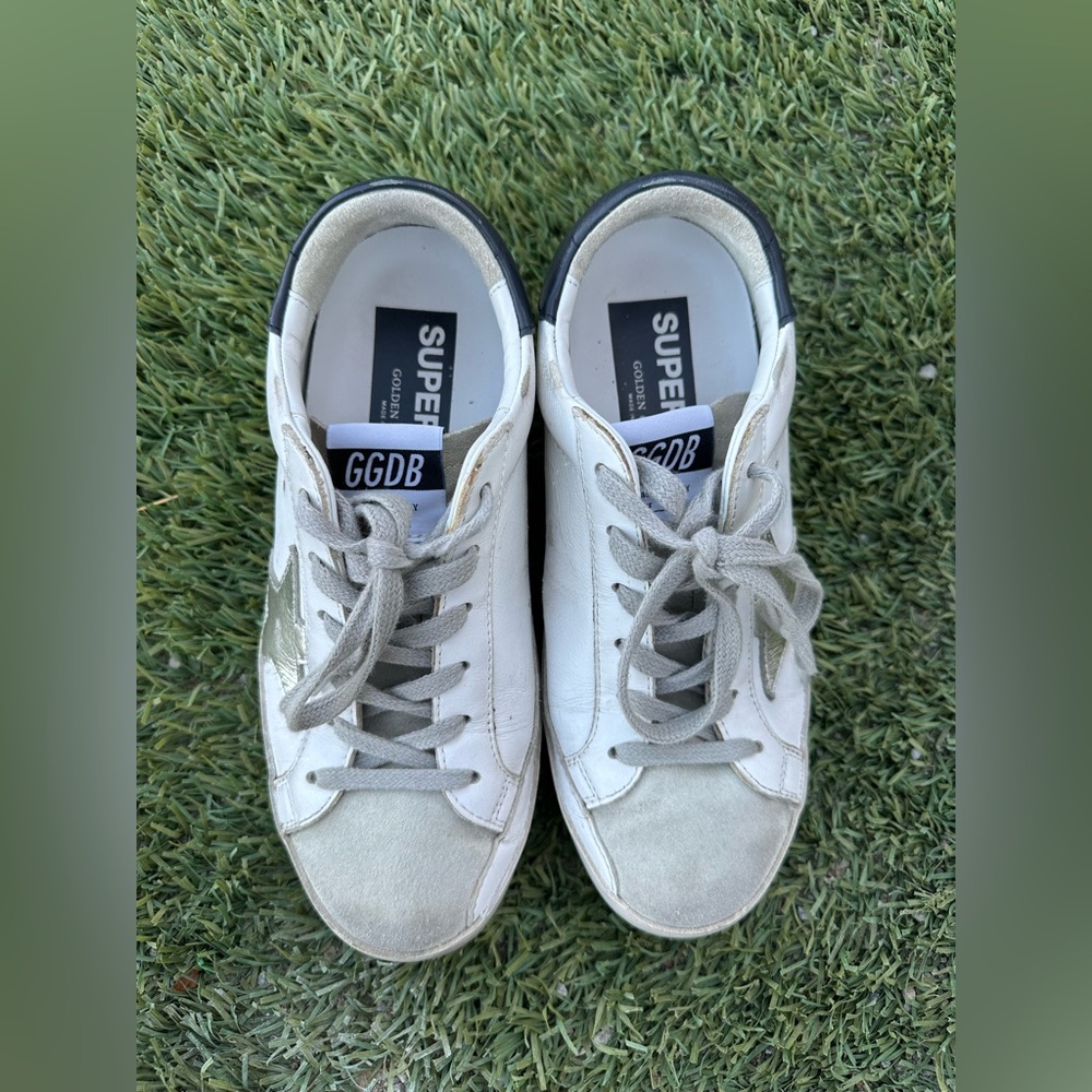 Golden Goose Superstars